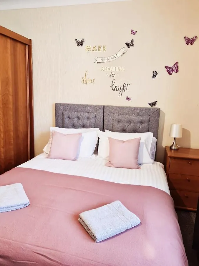 Royal Victoria House Villa Dundee Holiday home